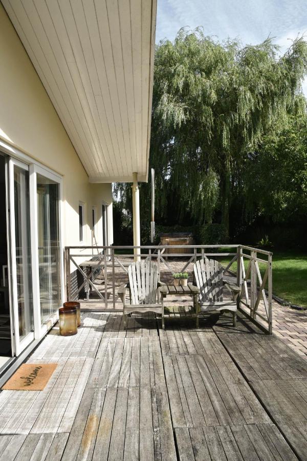 Spacious Comfort Villa Vera With Hottub Zeewolde Extérieur photo