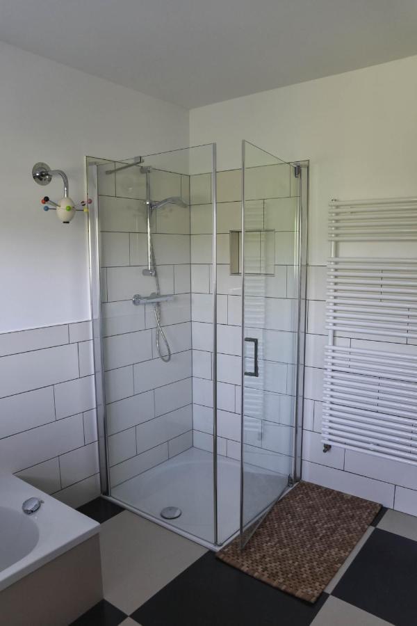 Spacious Comfort Villa Vera With Hottub Zeewolde Extérieur photo